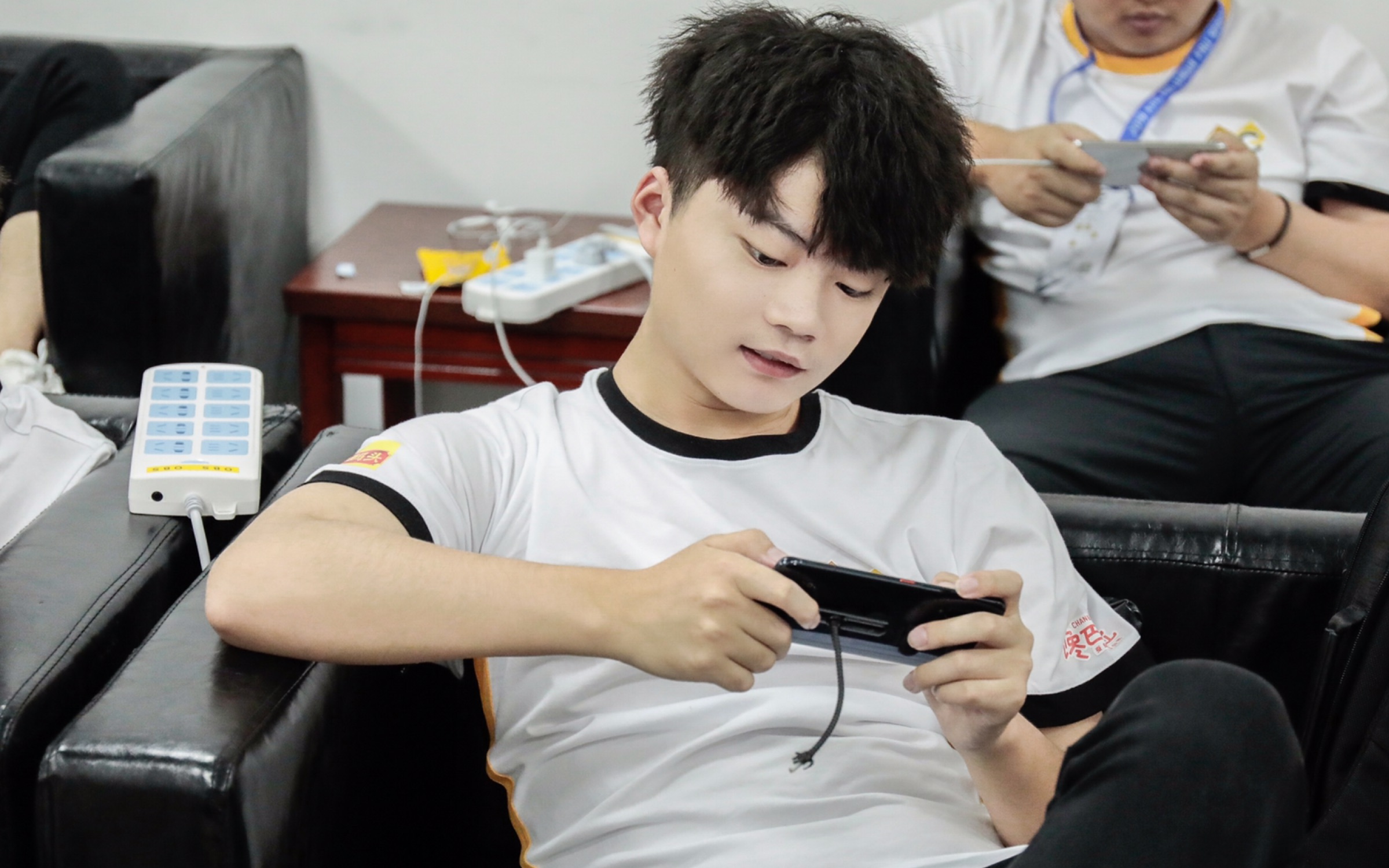 mojo末将20191029直播 谁来看孤独的我呀_哔哩哔哩 (゜-゜)つロ 干杯