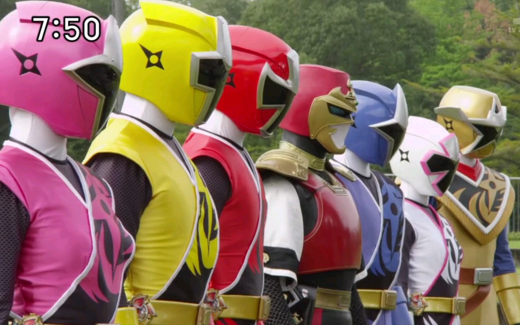 忍者的特摄看着还是很舒服的,就是可惜了现代的娱乐风潮改变了他们的