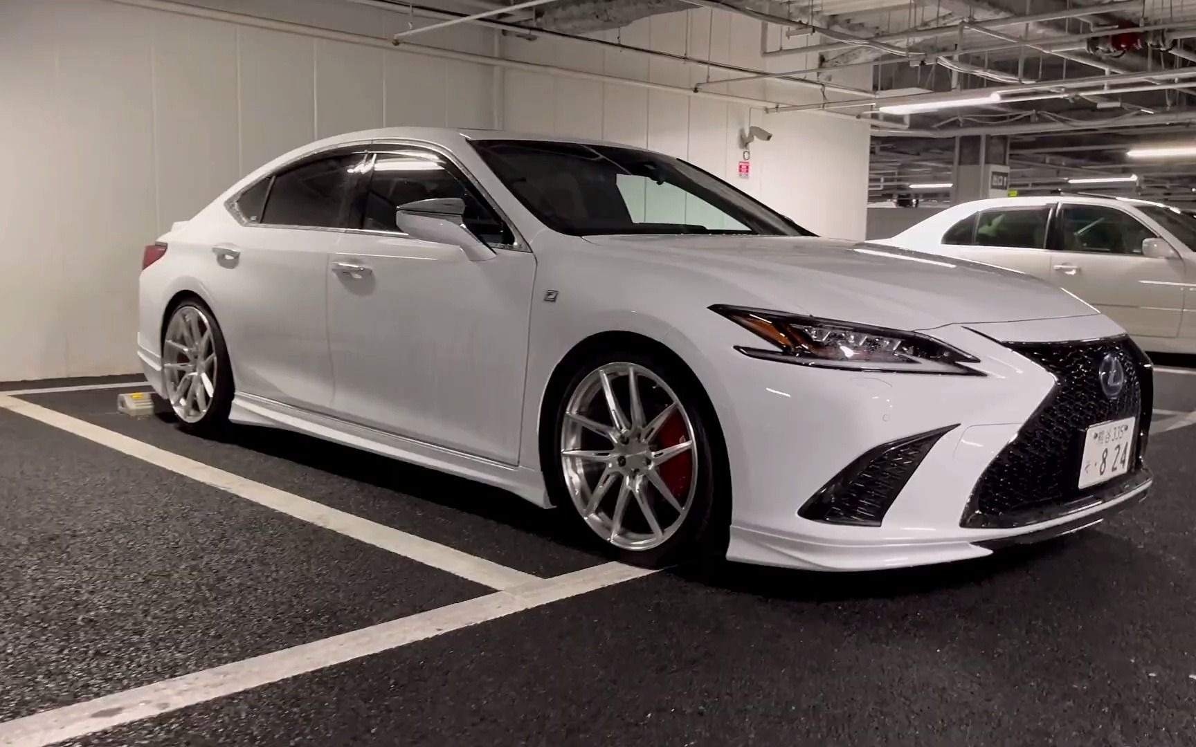 【日本改装车系列】——雷克萨斯es300h f-sport