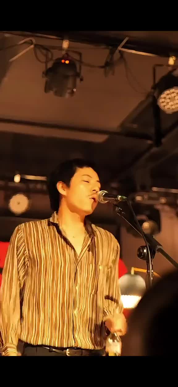 他是怎么唱出舞女有营业执照的感觉管啸天舞女泪脏手指音乐现场越