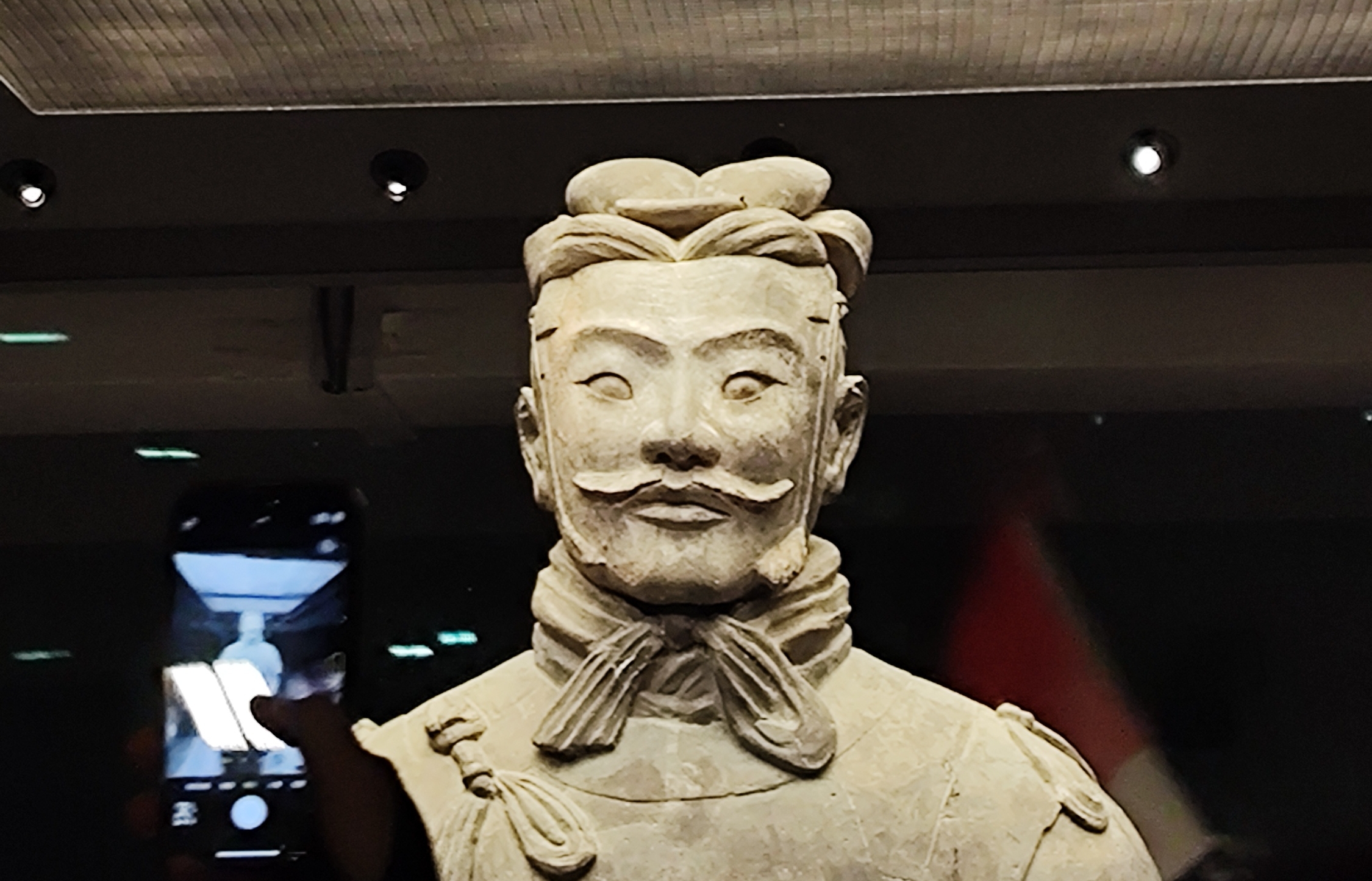 七月份,人山人海的兵马俑