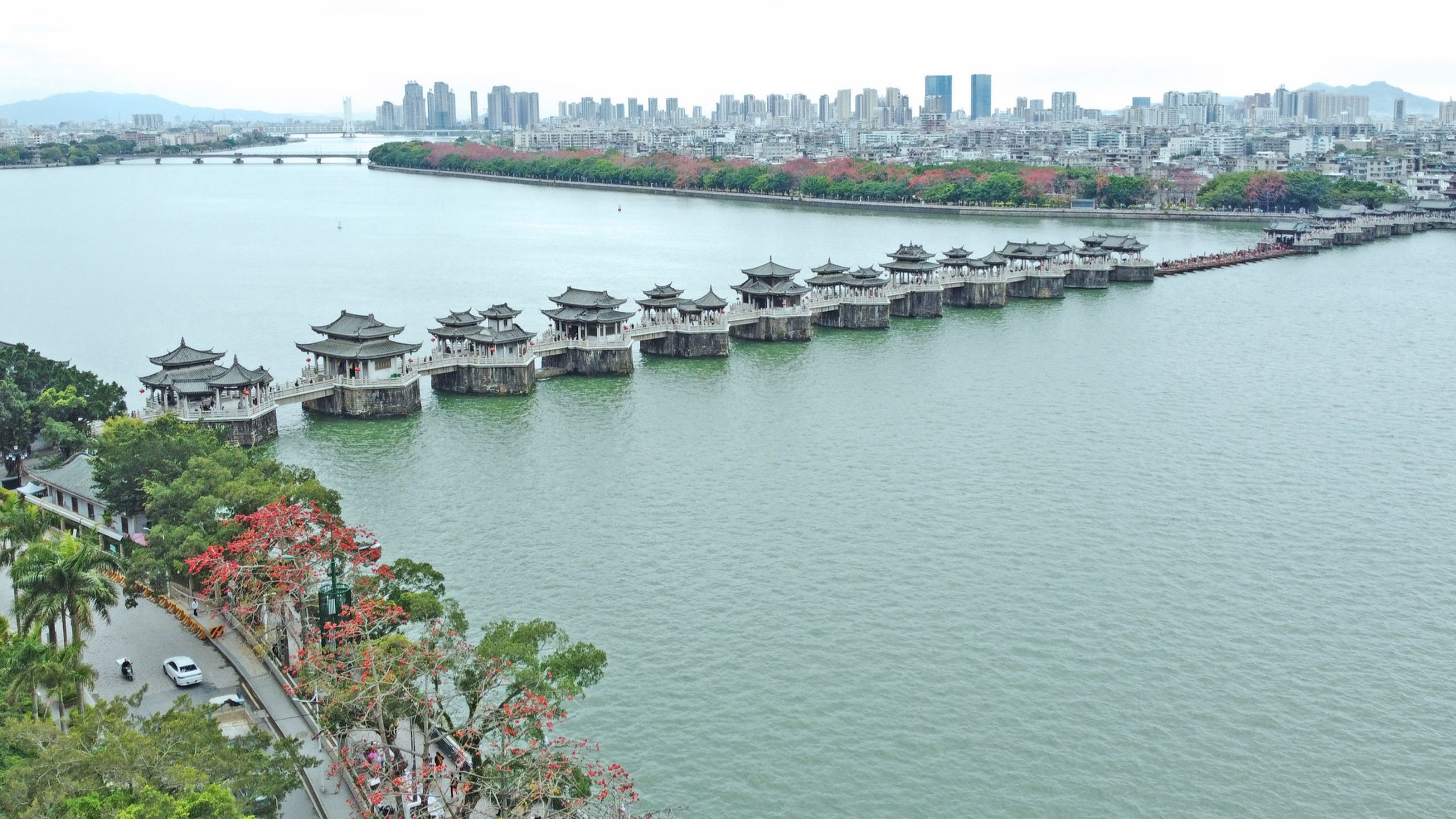 漫游东南d52广东潮州市广济桥