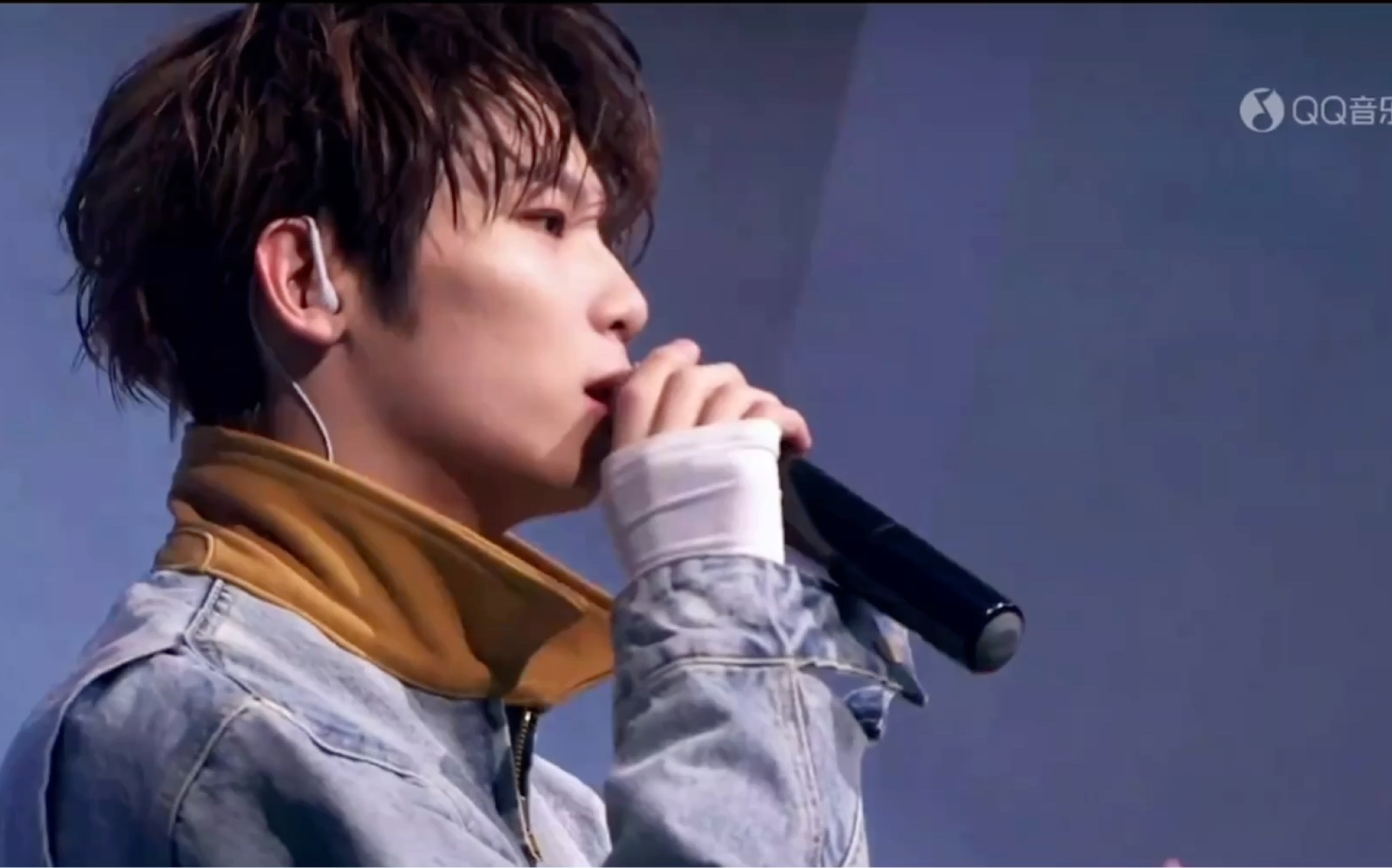 【十七chase】《虫洞旅客手记》【20220109qq音乐乐见大牌live】新歌