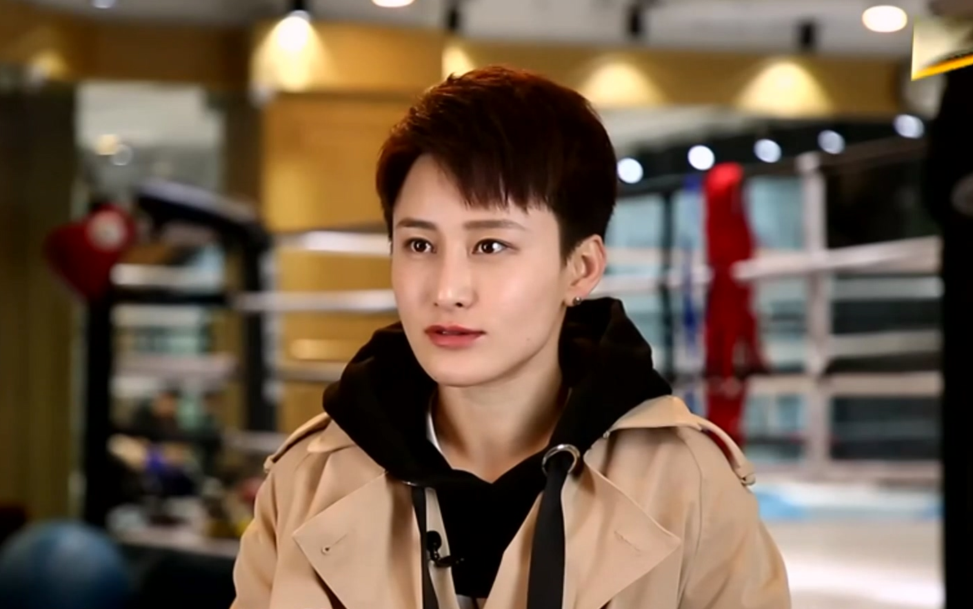 【蒋璐霞】20180415 战地玫瑰