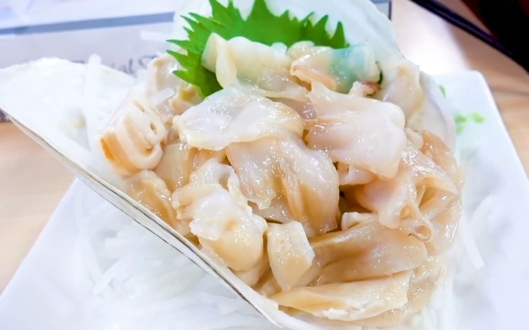 日本街头美食新鲜象拔蚌刺身味道如何