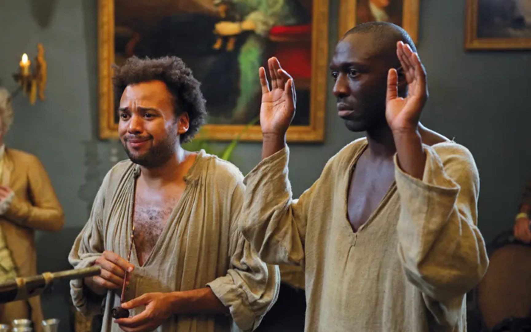 黑人兄弟穿越回200年前,直接被白人逮到黑奴市场,法国喜剧片