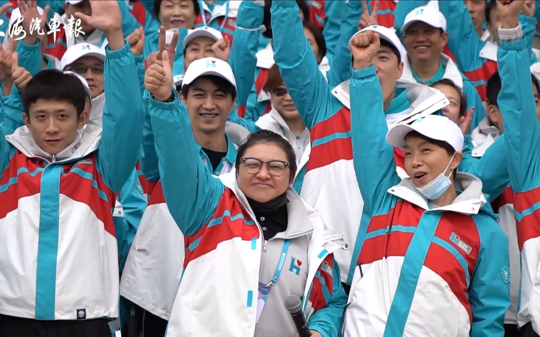 上汽集团护航韩红慈善"百人援滇"公益行