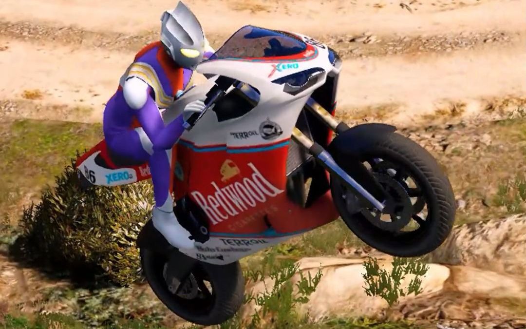 奥特战士骑摩托车的样子真是太帅了