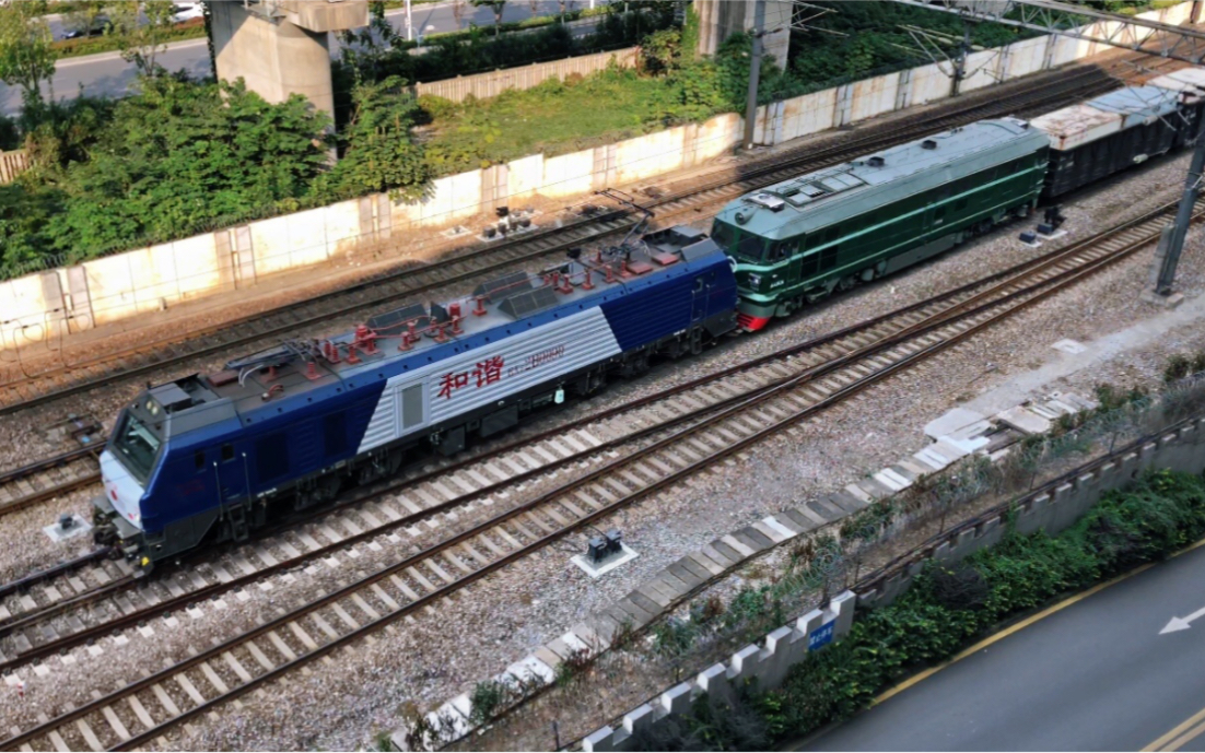 【南京白宫拍车】国庆前繁忙京沪线 电2b开0k556 电2b回送上海机辆的