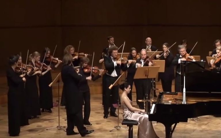 [图]莫扎特第十二钢琴协奏曲-Esther Birringer Mozart Piano Concerto K 414, A Major