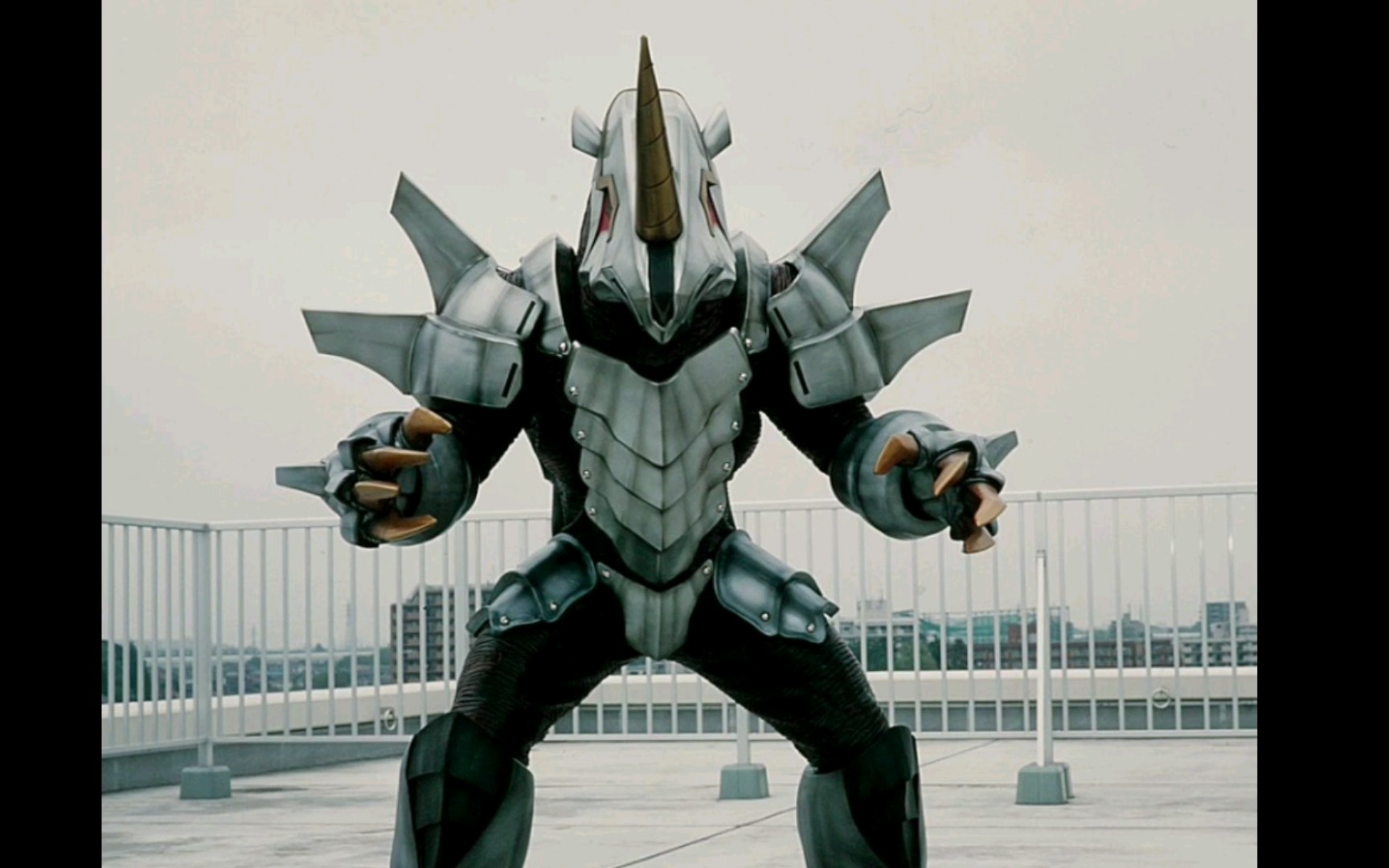 【假面骑士剧照集锦】金属角犀