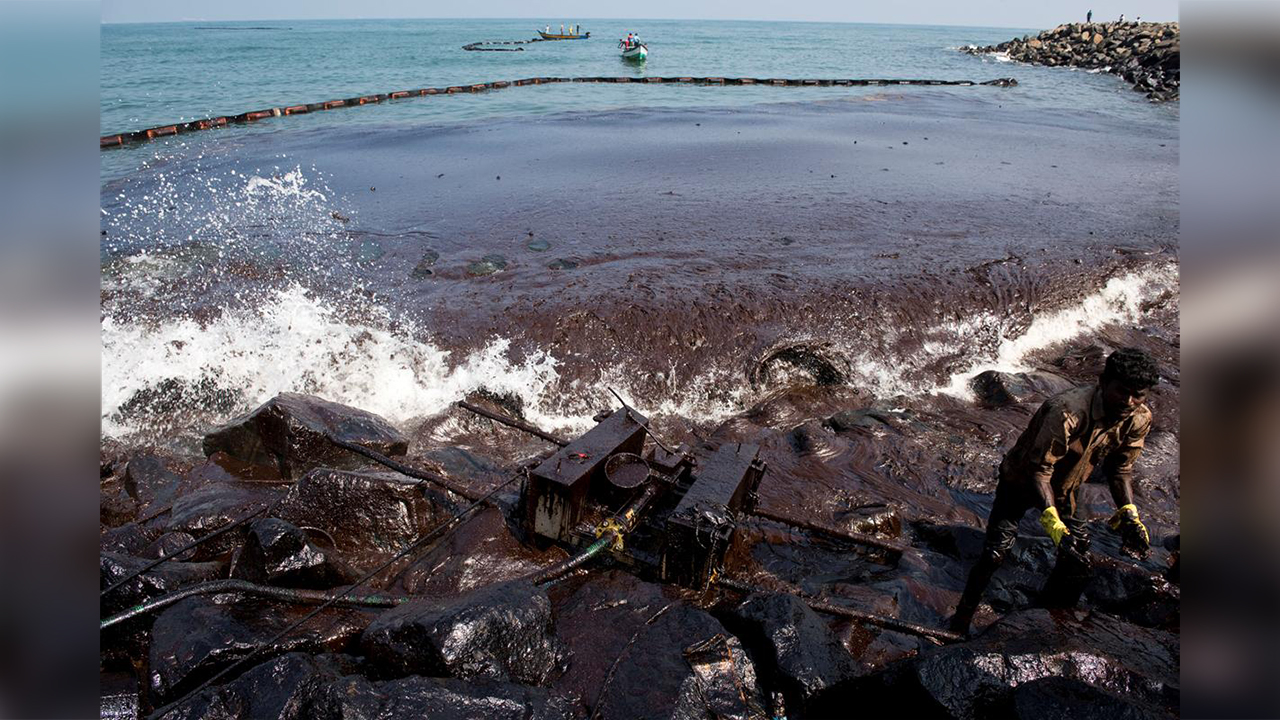 我国东海136万吨石油泄漏后果到底有多严重