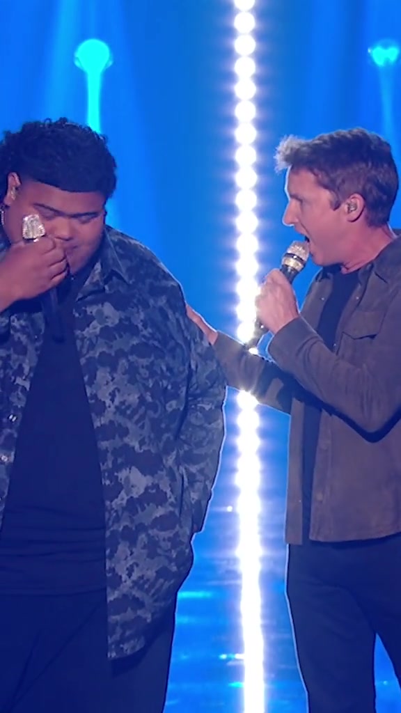 观察 @ iam tongi和 @ james blunt的 "怪物" 令人心碎的表演这让你有