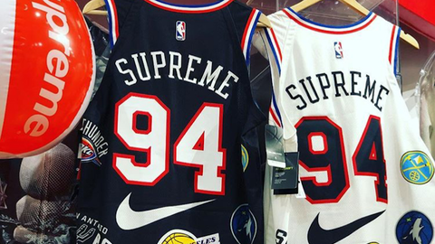Supreme Nike NBA teams authentic jersey 18SS黑白联名球衣背心_哔哩