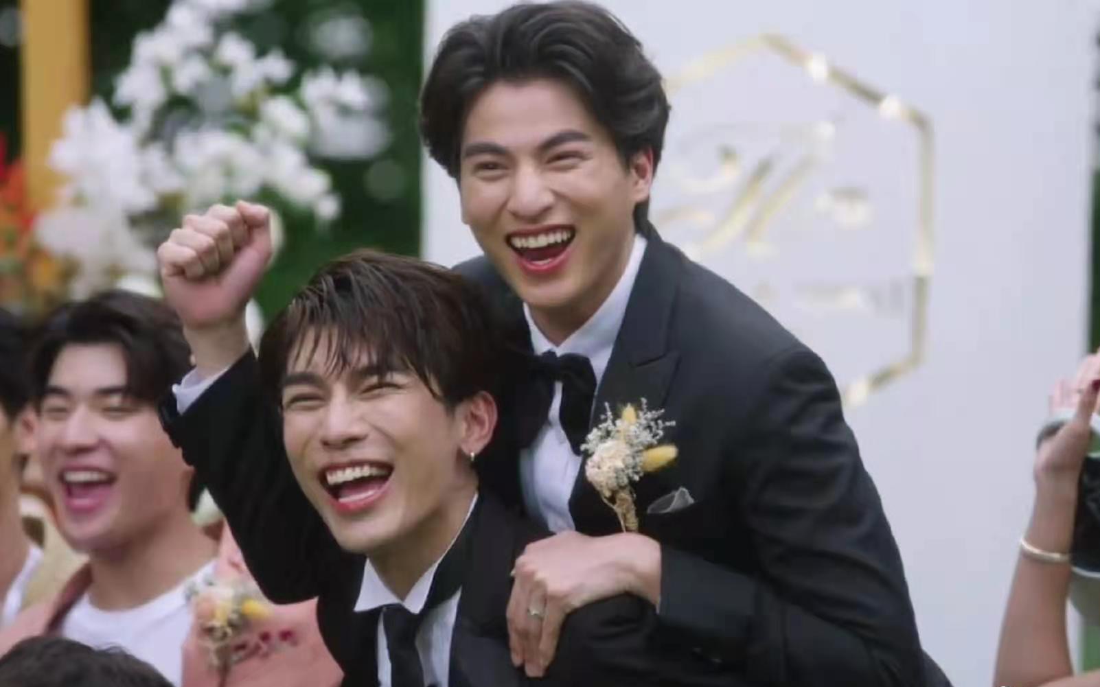 【他泰壁纸】那些极具氛围感|吹爆的神图们|我的宝藏男孩_哔哩哔哩