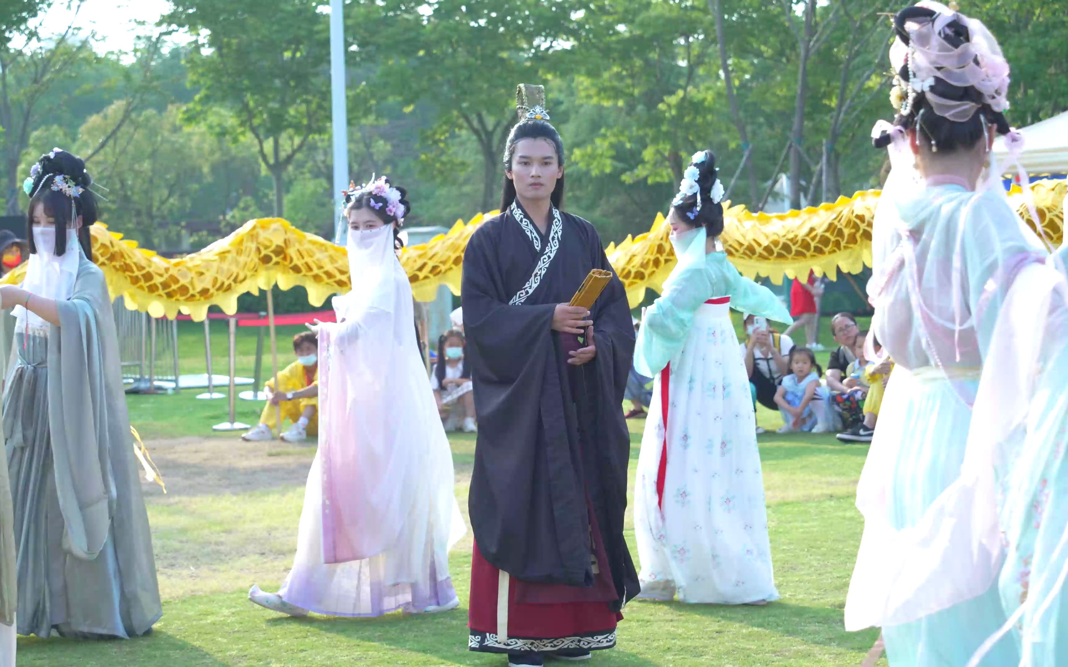 活动  武汉园博园端午节古风游园会,屈原带领仙女跳舞祭龙