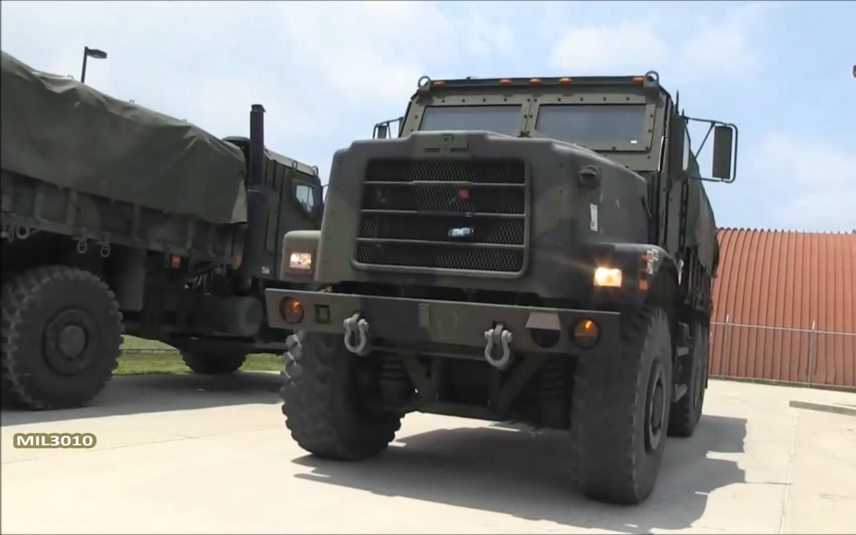 oshkosh mtvr 美国 奥什科什_哔哩哔哩 (゜-゜)つロ 干杯~-bilibili