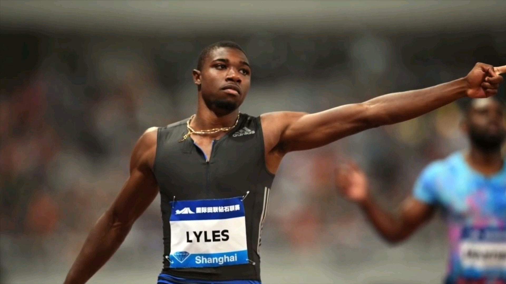 中字短跑新星莱尔斯的力训教学技术向
