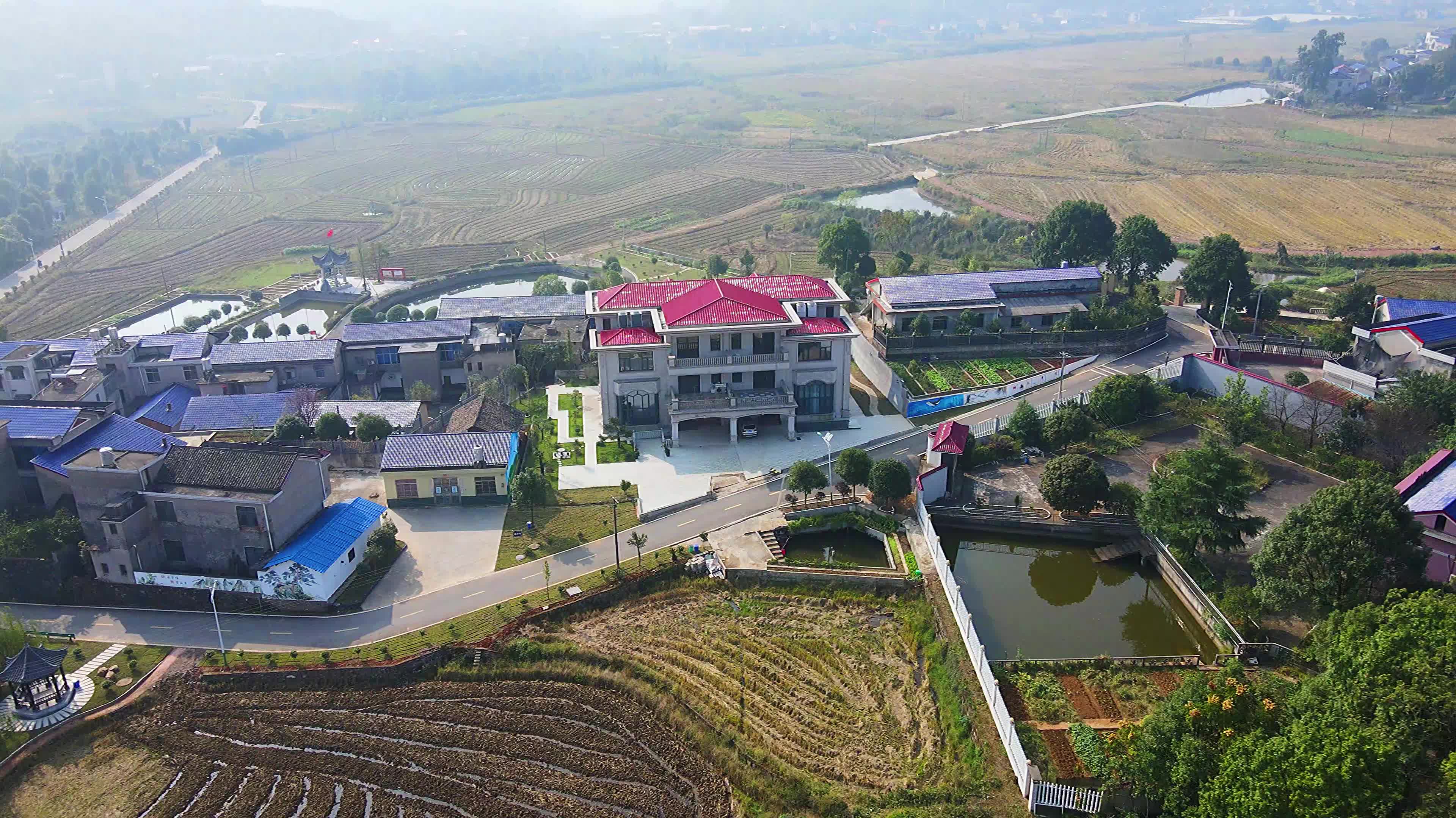 航拍湖南长沙宁乡农村兄弟别墅,大家觉得怎么样?