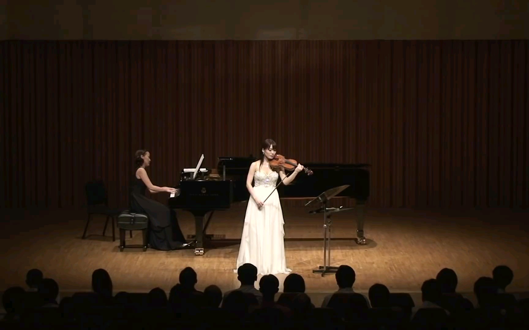 气质超好的女神小提琴唯美演奏奇异恩典amazinggrace