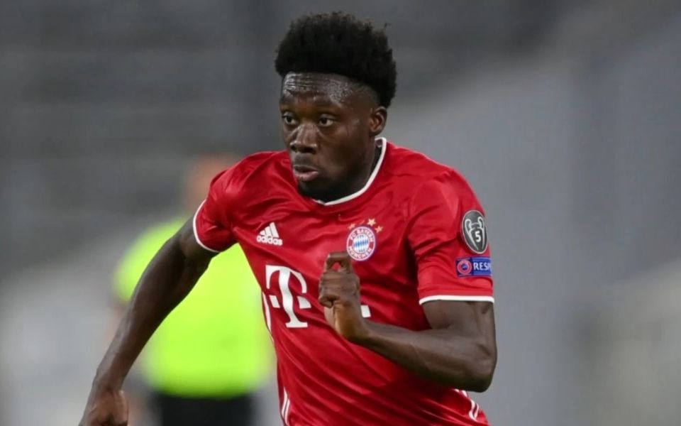 德媒:阿方索-戴维斯倾向于做出改变,他是皇马的第一选择