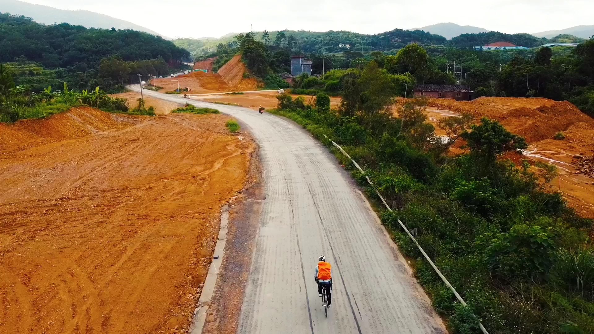 东兴沿边公路图片