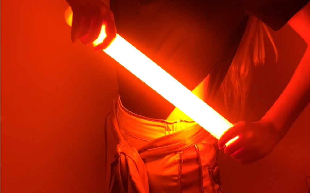 樱束的屋女仆咖啡厅##光剑变身 求个三连