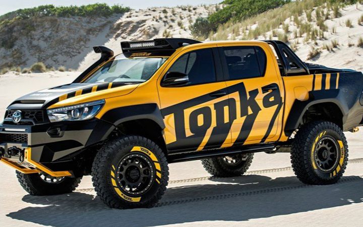 the hilux tonka- king of the sandpit