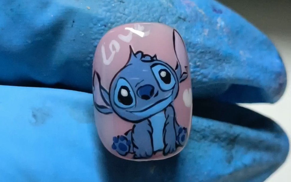 手绘美甲史迪仔2