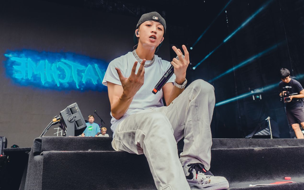 催人泪下!gosh王齐铭《喜剧人生》颠沛流离的小人物,爬上顶端后的沧桑