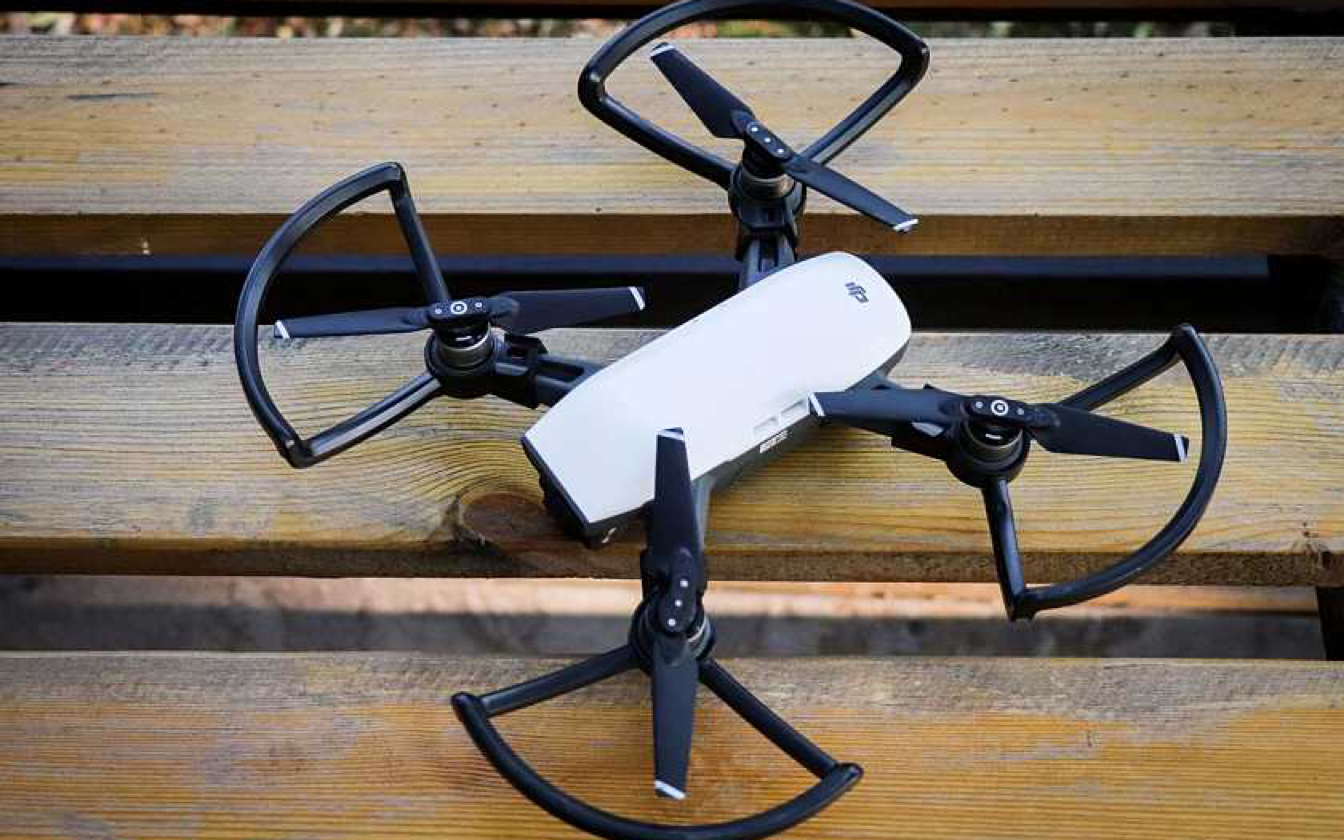 我的第一台无人机大疆spark晓夜拍能力在手机上还是能看的