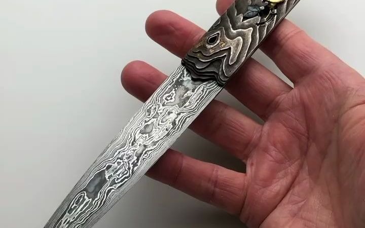 刀匠philip baldwin 雕刻师 jim kelso 雕刻小直刃