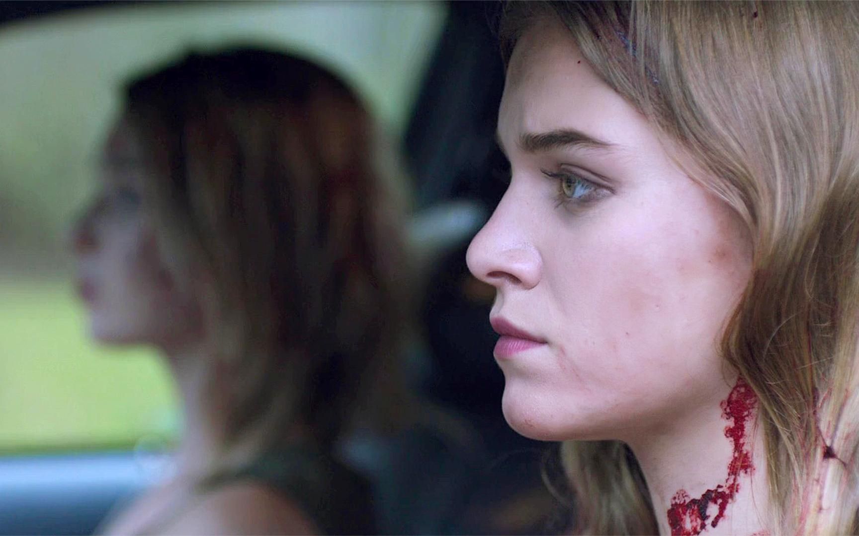 羊入虎口!两名花季少女搭讪人口贩子,被拐进深山老林!惊悚电影