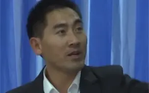 Tải video: 14年前带母求学的他，如今成为党的二十大代表！