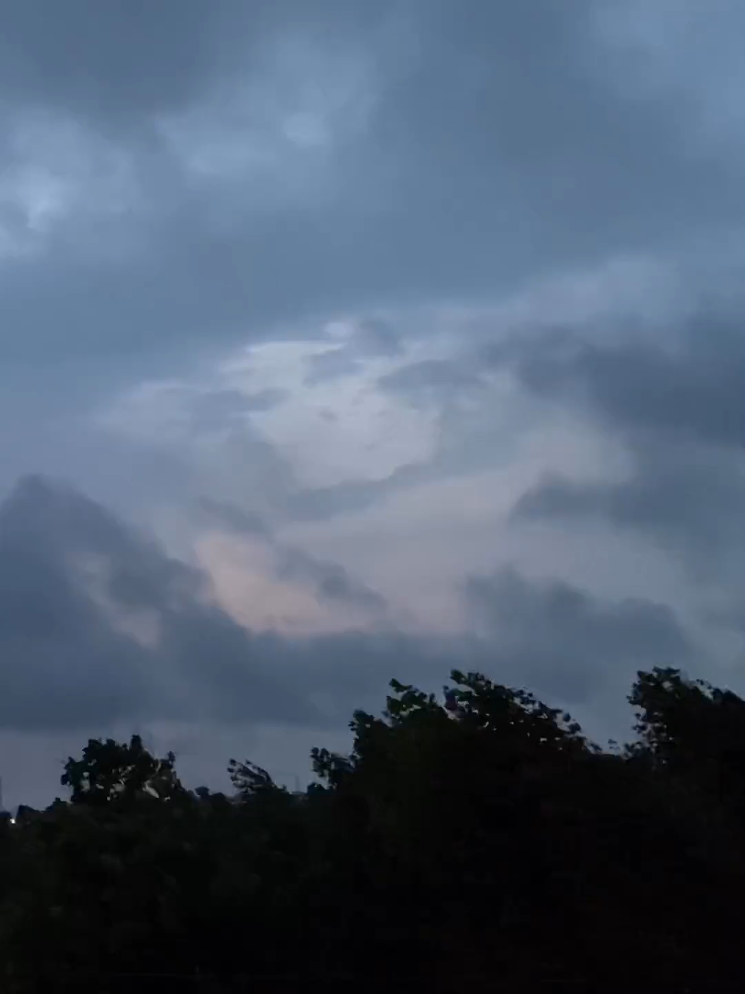 [图]春潮带雨晚来急