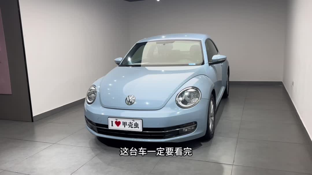 一台不能拒绝的一手2面喷漆牛仔蓝甲壳虫