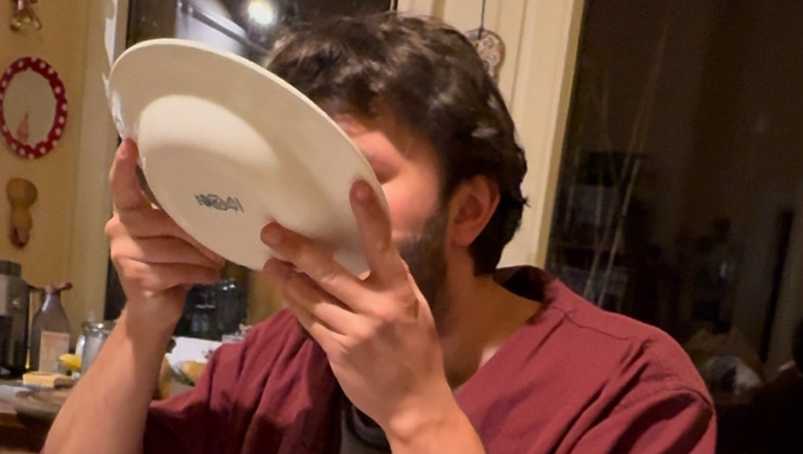德国家人搭配德式炸猪排狂干中式鹅架汤！另一场超豪华盛宴预计后天发出，安东干饭干出新高度！还有嘉宾加入！