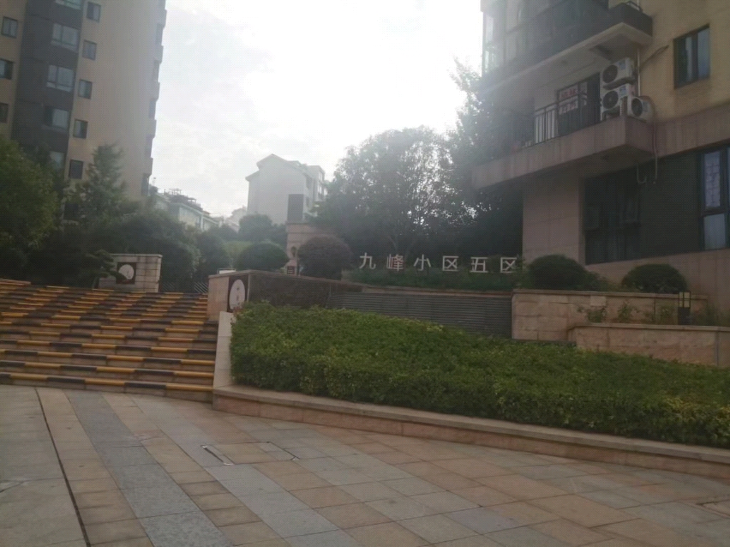 长沙天心区九峰小区五区单间出租680包物业网络费