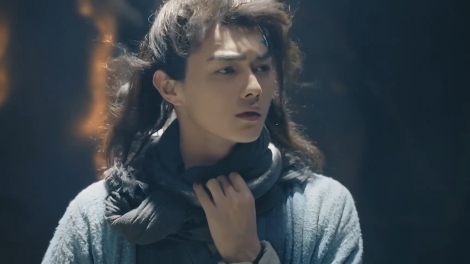 墨青凤舞赤伶粗剪相互扶持一起变更强