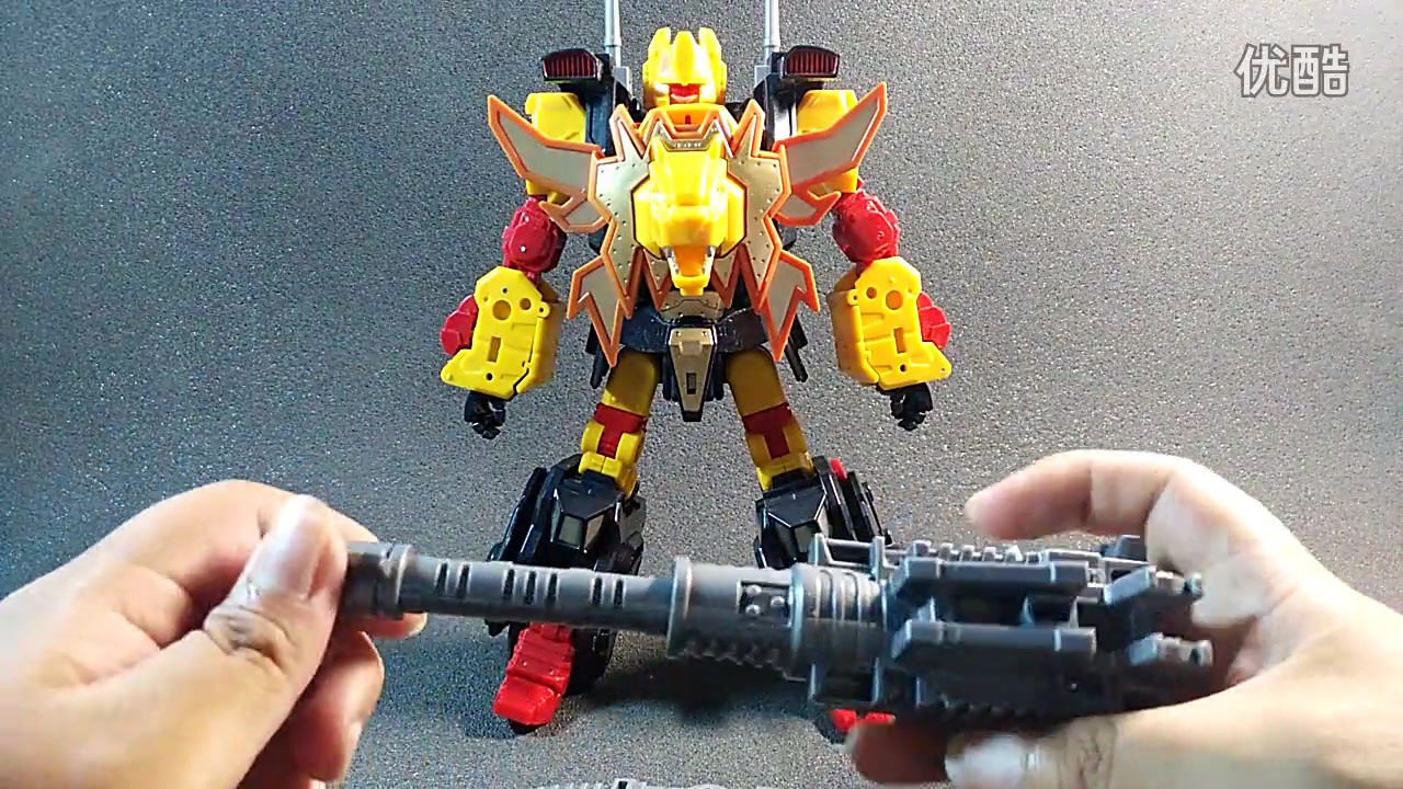 钟爱评测 变形金刚 第93期 金宝mmc放大冲云霄04利爪_超清_哔哩哔哩 (
