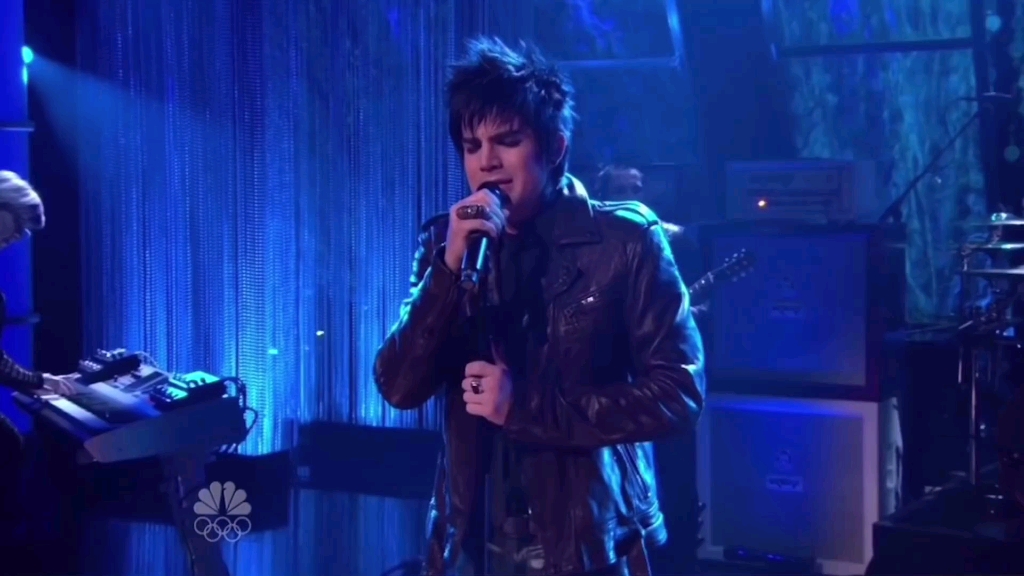 [图]【Adam Lambert】20091214《Whataya Want from Me》Live