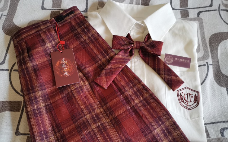 少女的海岛 凤凰于飞 jk格裙开箱