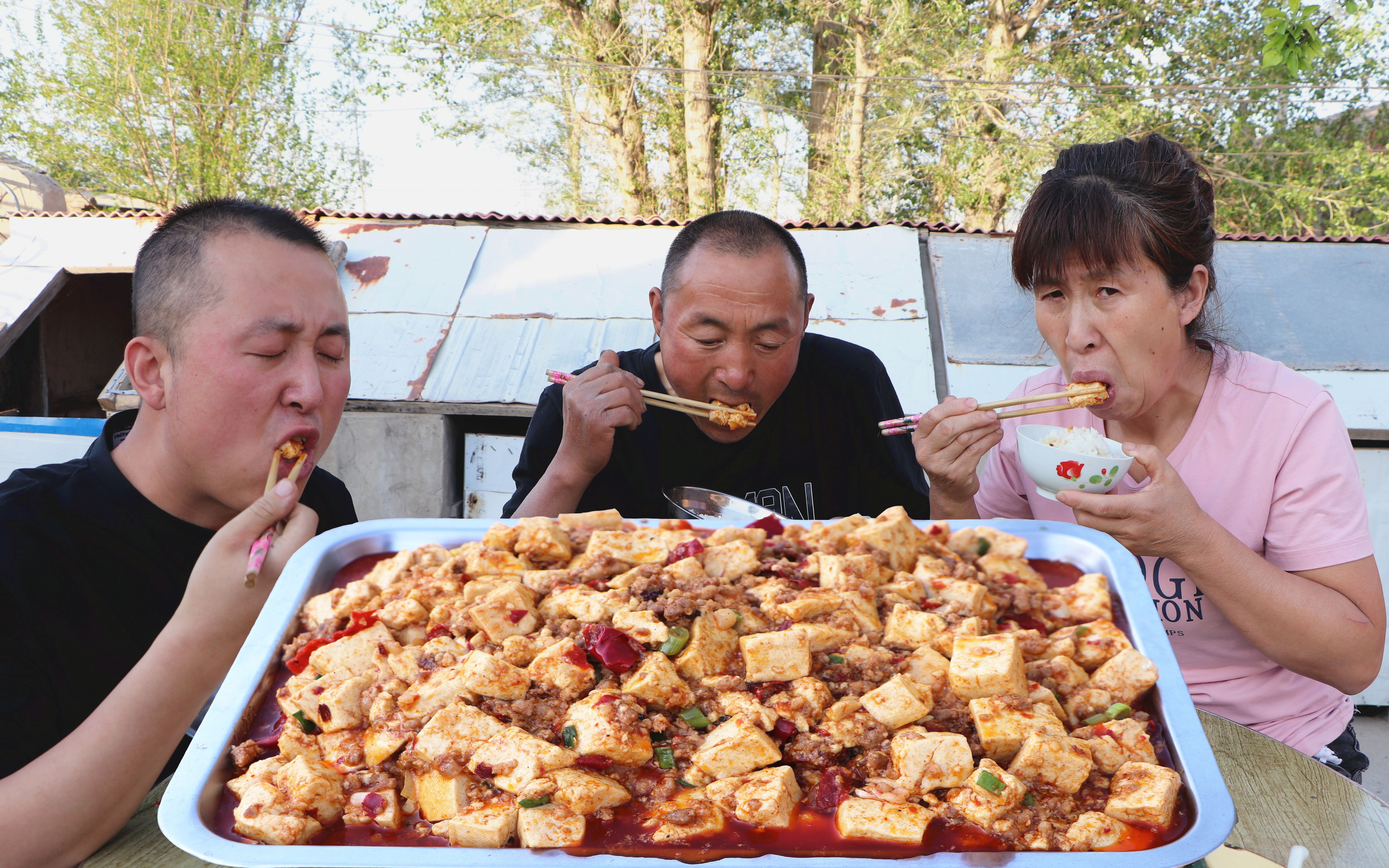 下饭菜系的香饽饽“麻婆豆腐”做法简单易学,豆腐嫩而不碎哔哩哔哩bilibili