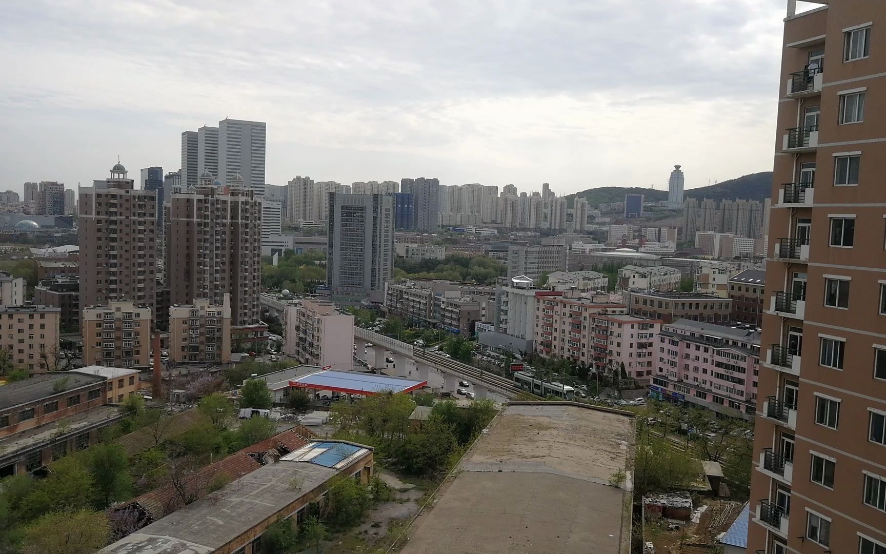 【大连公交】202路 学苑广场—海事大学电车桥随拍·20210509_哔哩