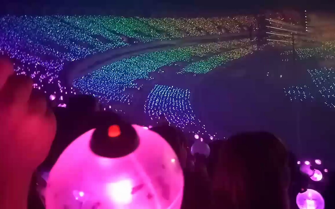 防弹少年团2018首尔演唱会应援海美到哭