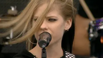 【意外开口走音】Avril Lavigne - My Happy Ending (Live 2004.07.11 The Prince's Trust)