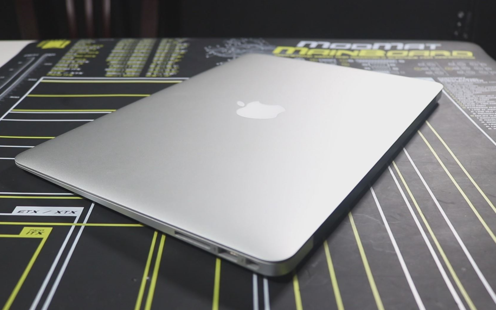 [图]【SPlusTech】苹果笔记本Macbook air13英寸评测:信仰到底有多贵...