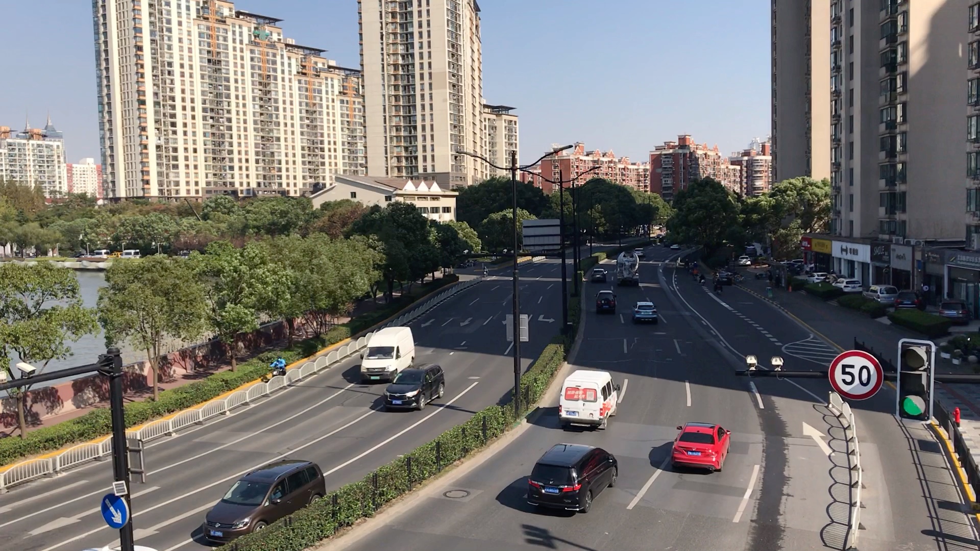 上海街景实拍(古北路桥与长宁路)