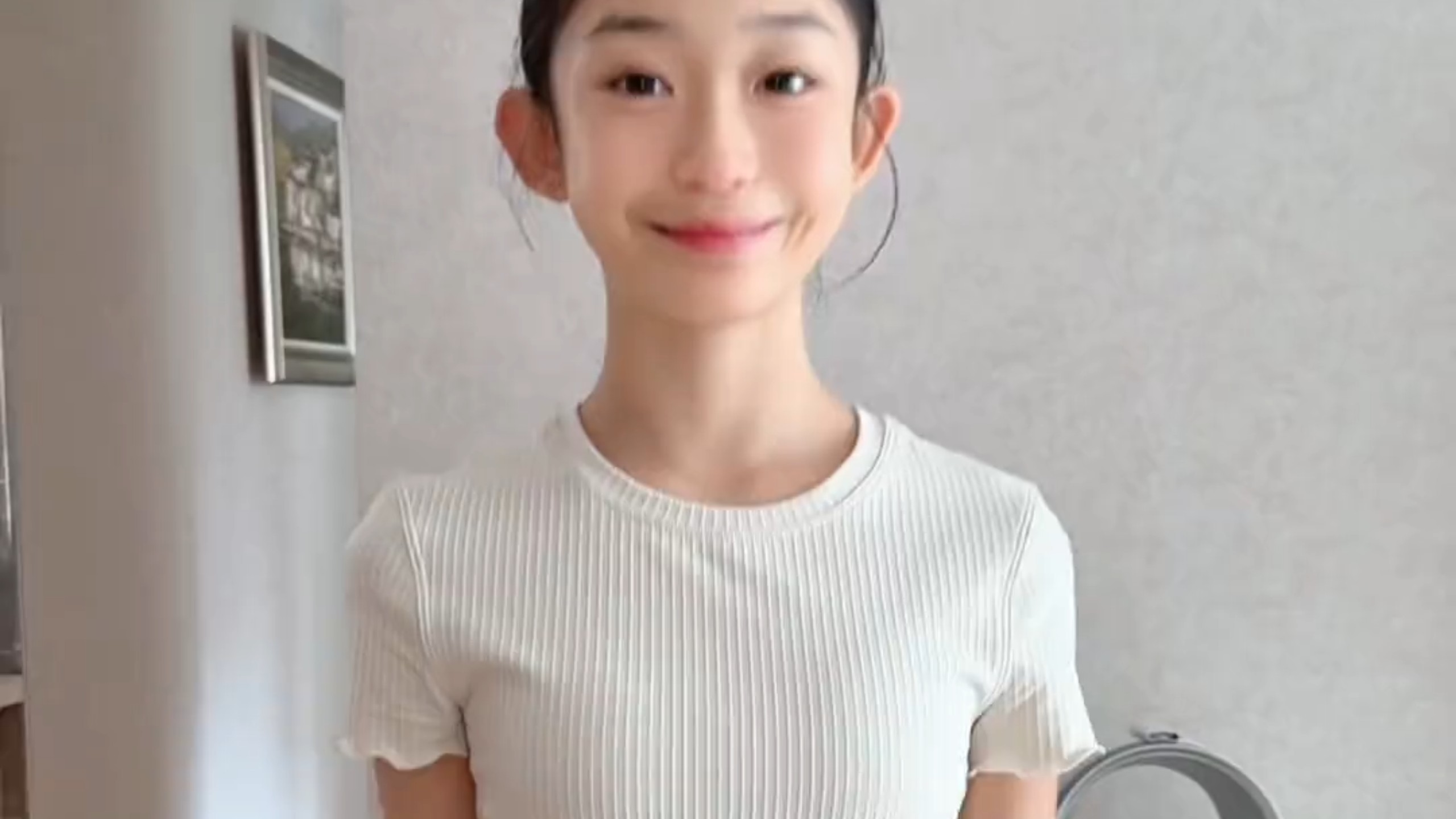 っω<｡