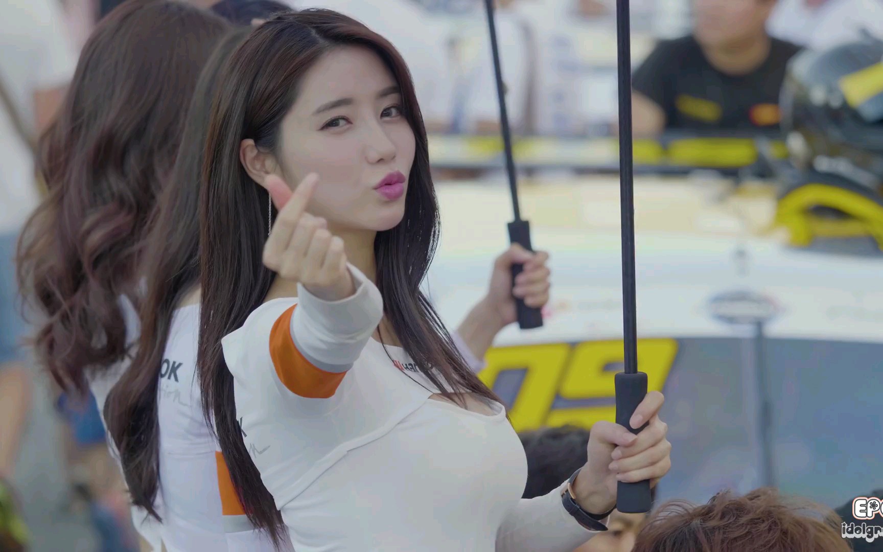 韩气质车模: 林秀雅_哔哩哔哩 (゜-゜)つロ 干杯~-bilibili